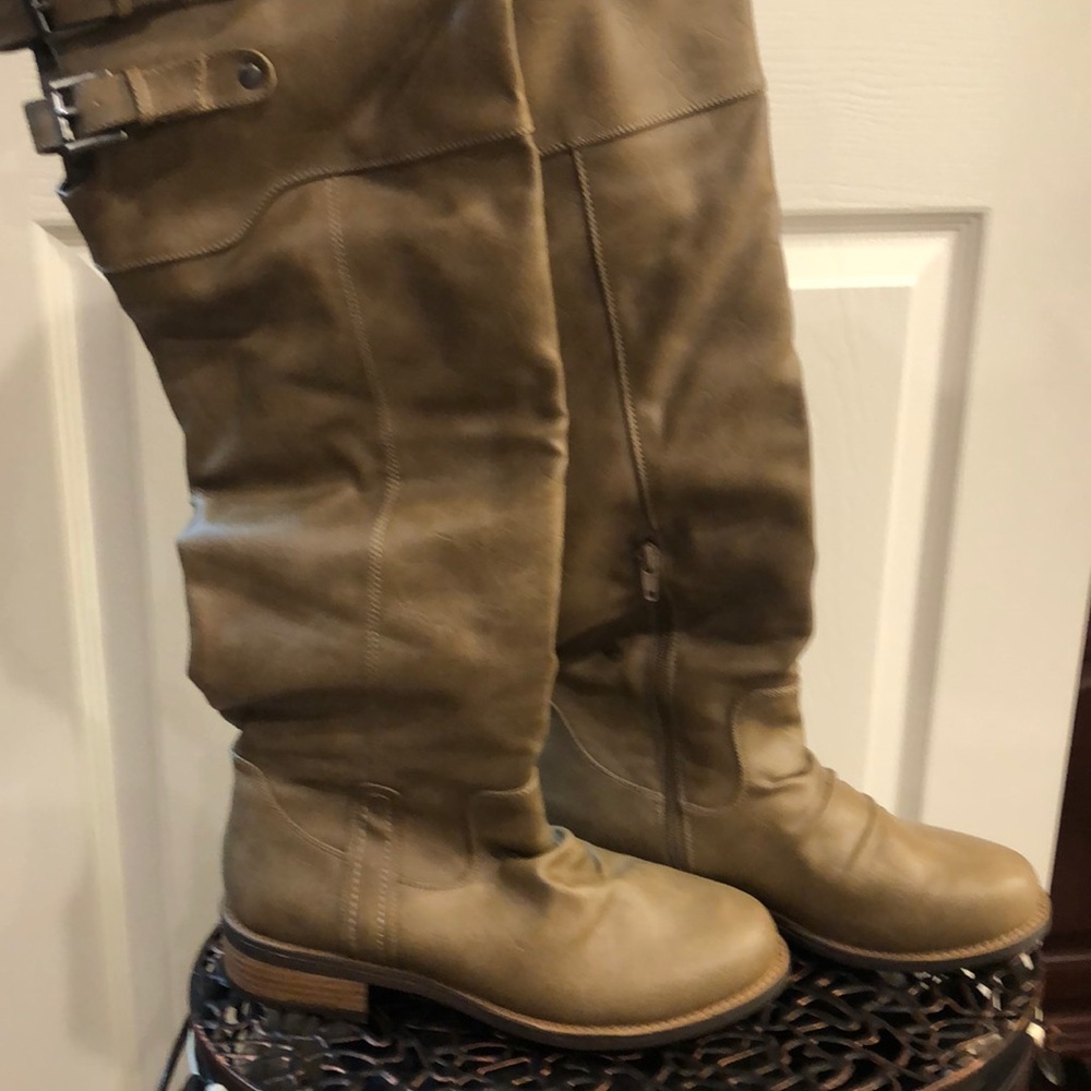 ❤️❤️NWOT KNEE BOOTS